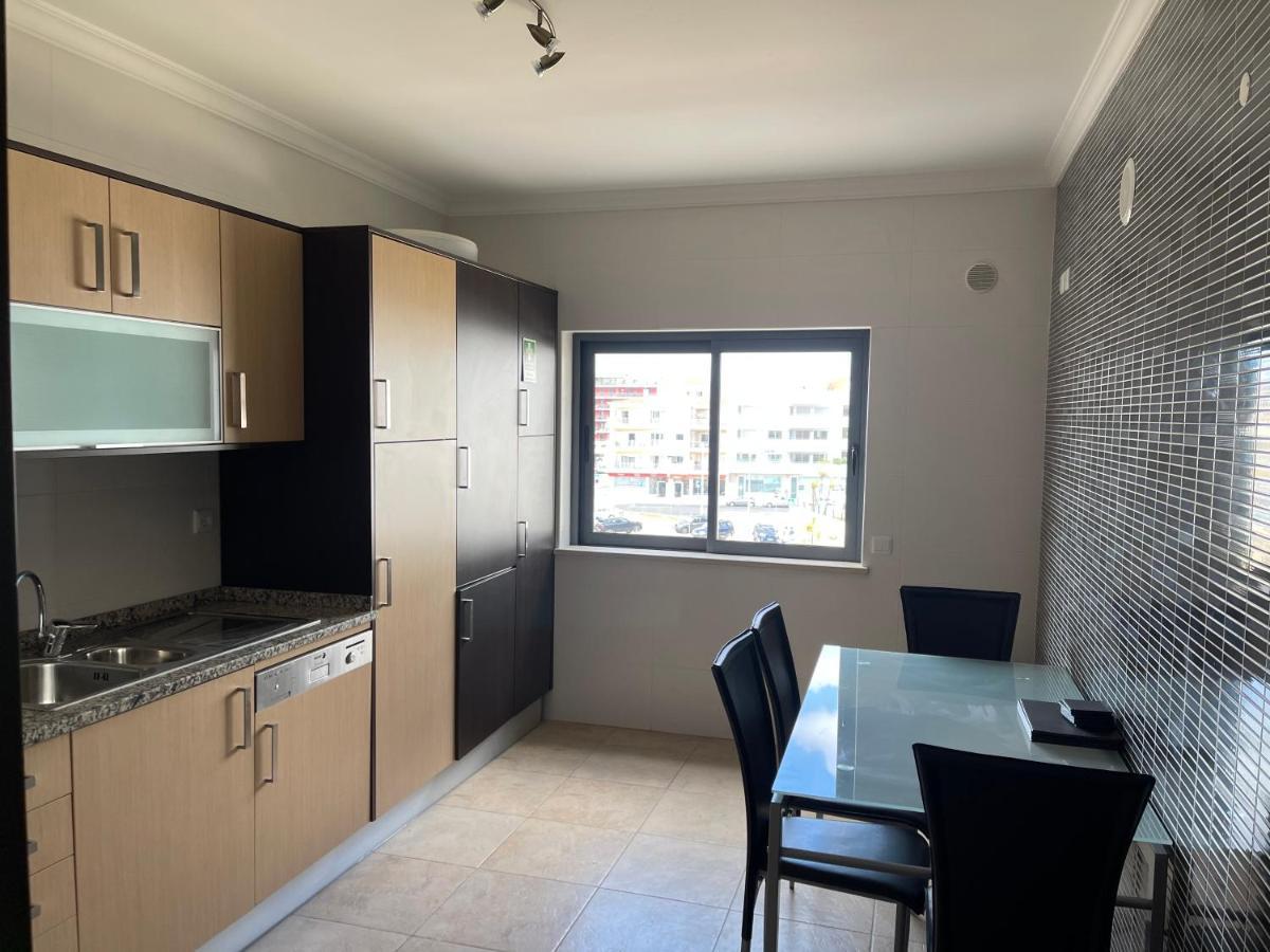Lucas House 3 - Garden Apartment Лагос Екстериор снимка