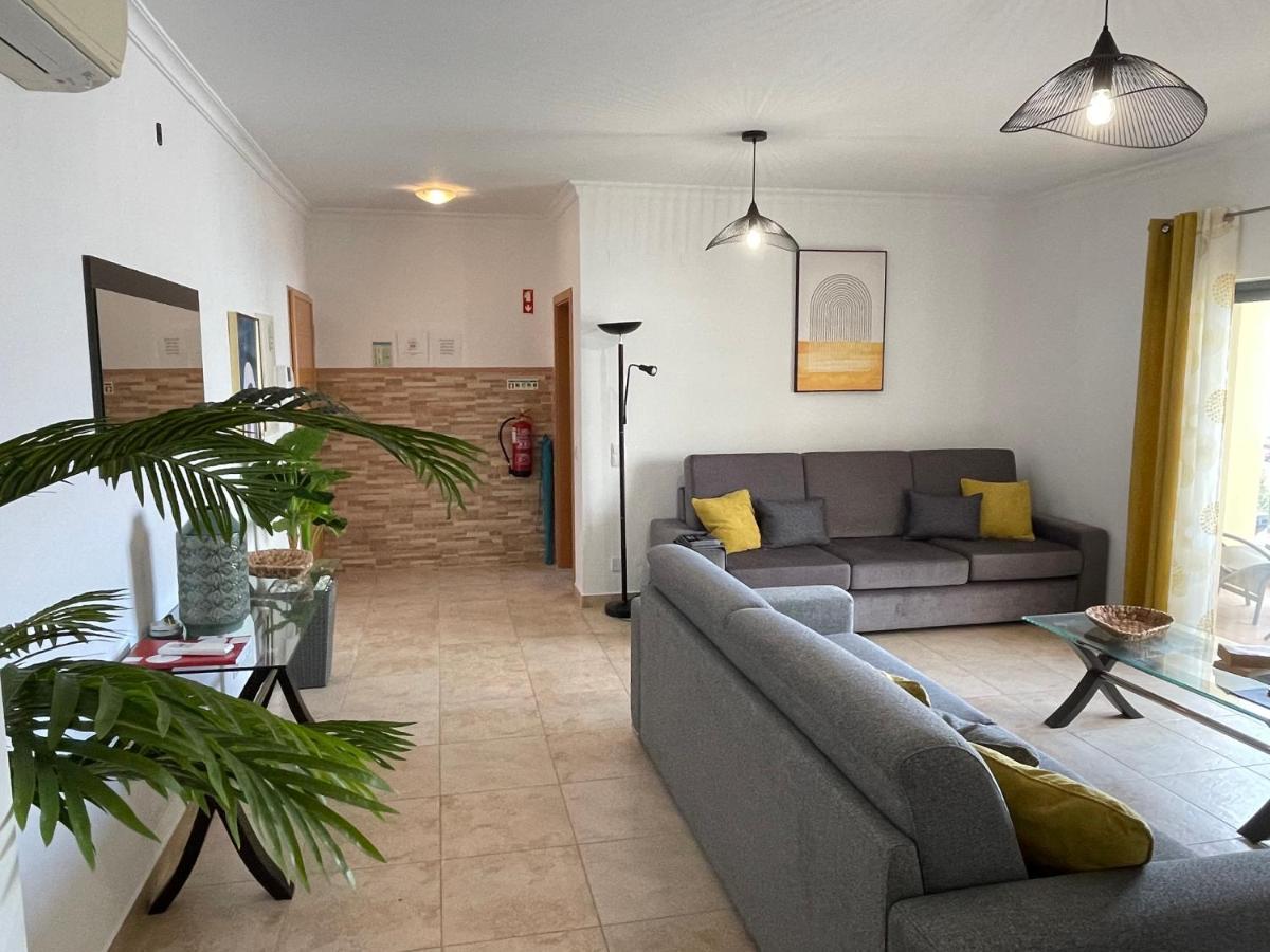 Lucas House 3 - Garden Apartment Лагос Екстериор снимка